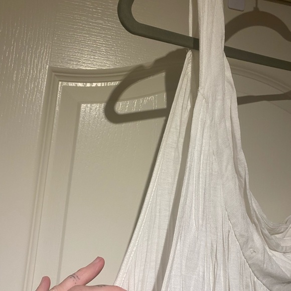 New York & Company - One Shoulder White Top - Picture 8 of 10